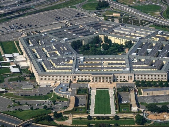 البنتاغون: القوات الأمريكية أوقفت وفتشت سفينة “أكويلا II” في المحيط الهندي