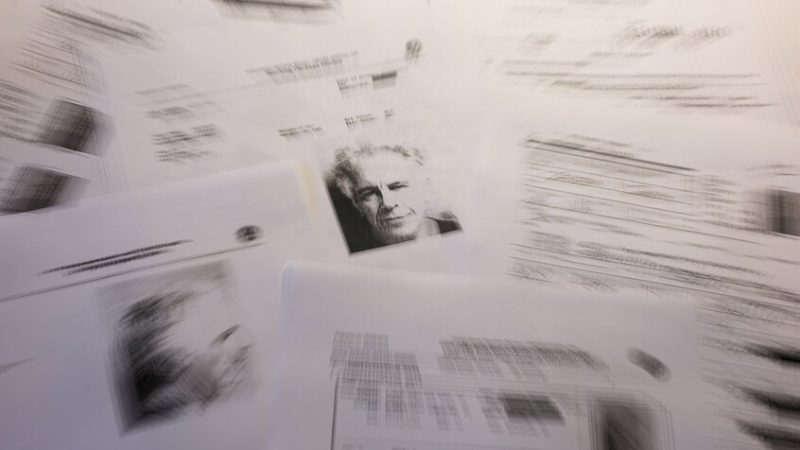 مفاجأة مدوية جديدة.. ضحية عمرها 9 سنوات و6 رجال نافذين بينهم مسؤول أجنبي رفيع في ملف قضية إبستين