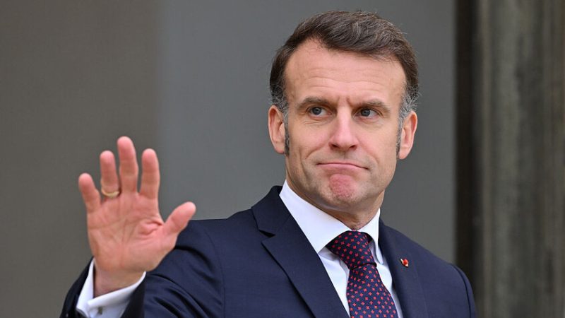 ماكرون يحذر من وهم الأمان الأوروبي ويدعو لثورة اقتصادية