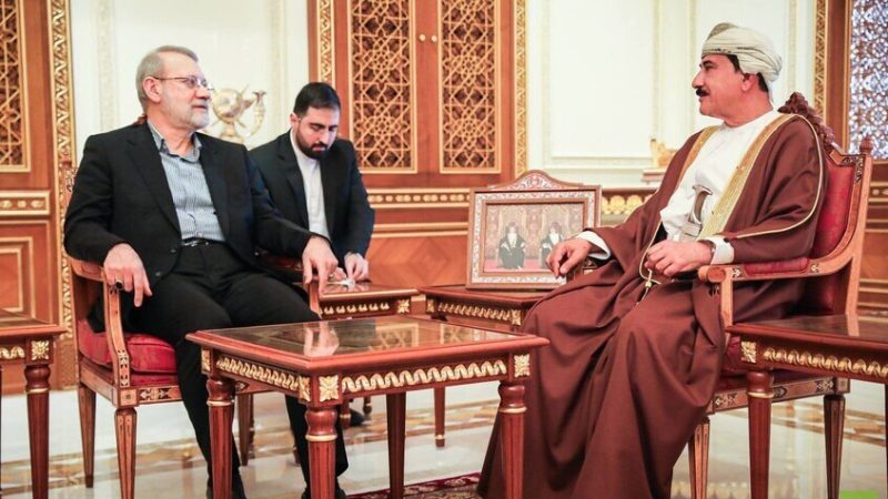 لاريجاني في جولة إقليمية والخارجية الإيرانية تتحدث عن “إمكانية تغيير فريق التفاوض”