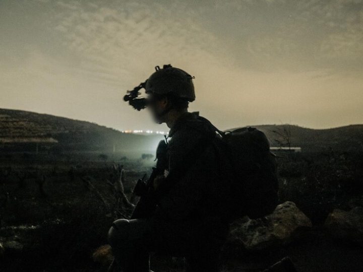 “ملفات إبستين”.. مراسلة مثيرة تكشف تولي ضابط إسرائيلي يدعى “شلومو” قيادة الجيش اللبناني لمدة أسبوع