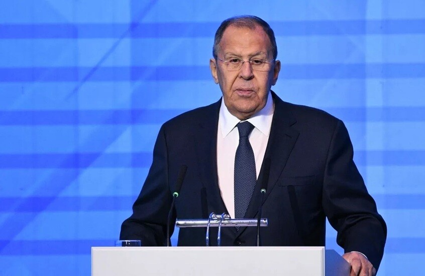 لافروف: زيلينسكي كان يتصرف كالمهرج بعد لقائه بوتين في 2019