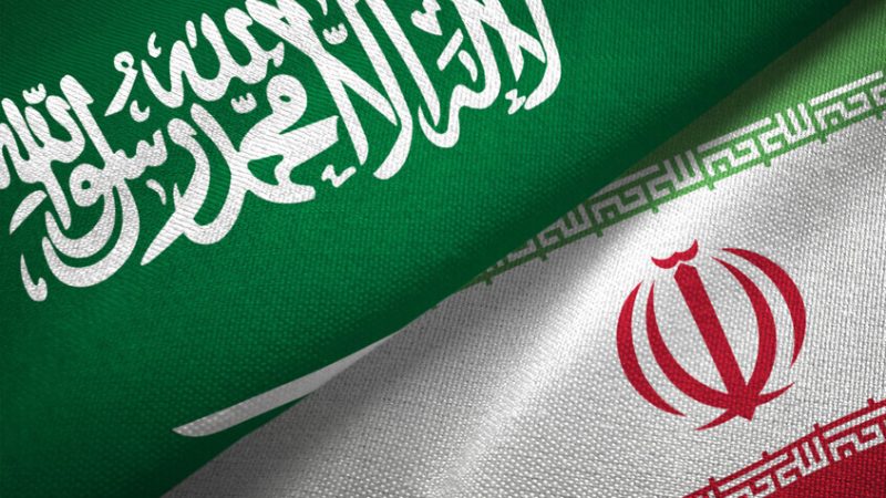 إيران والسعودية تؤكدان على دورهما المحوري في استقرار المنطقة