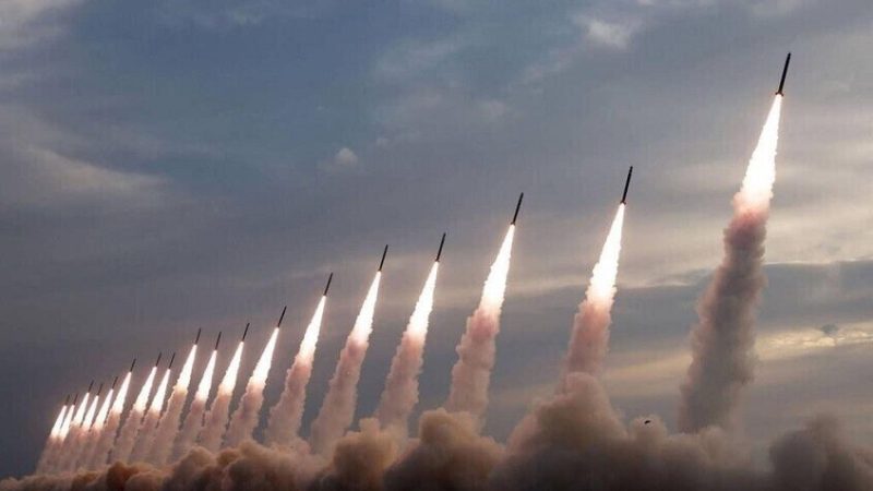 مصدر لـ”CNN”: تقييم تل أبيب يشير إلى أنه بدون تحرك عسكري رادع قد تمتلك إيران 2000 صاروخ باليستي