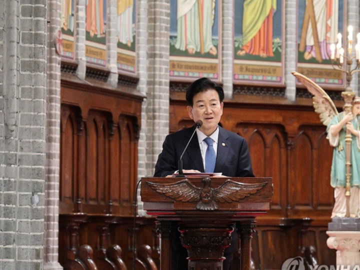 كوريا الجنوبية.. وزير الوحدة يأسف لبيونغ يانغ عن حادثة المسيرة