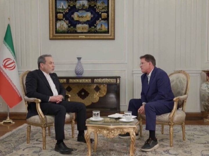 “الأرقام ليست مهمة”.. عراقجي يؤكد لـRT إعداد خطة تضمن حق إيران في “النووي” دون امتلاك قنبلة