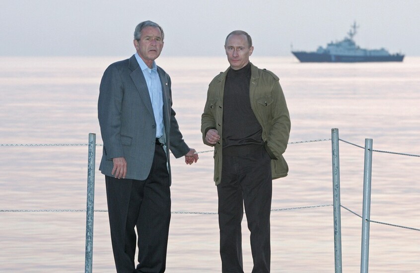 “قالها بنبرة حالمة”.. لافروف يستحضر عبارة من محادثة مع جورج بوش الابن حول الانتخابات الأمريكية