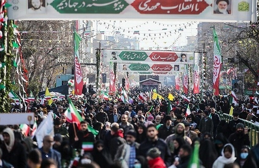 إيران.. مسيرات في ذكرى انتصار الثورة الإسلامية (صور+ فيديو)