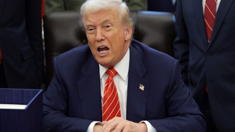 “سي إن إن”: ترامب يخطط لبناء أكبر قوس نصر في العالم بواشنطن