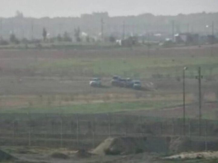 تجمع شاحنات “بيك آب” عند الحدود المصرية يثير الرعب في مستوطنة “شلوميت” والجيش الإسرائيلي يتدخل