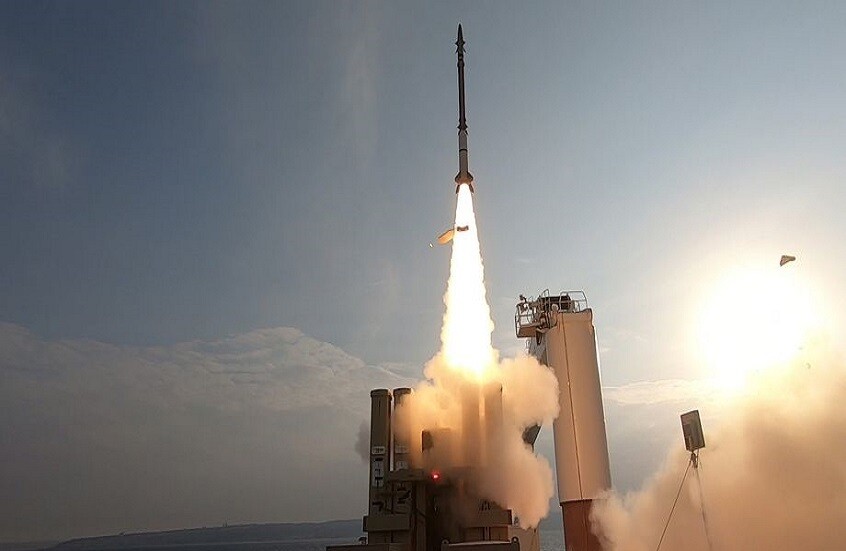 الجيش الإسرائيلي يعلن نجاح اختباراته على “مقلاع داوود” استعدادا لأي سيناريوهات