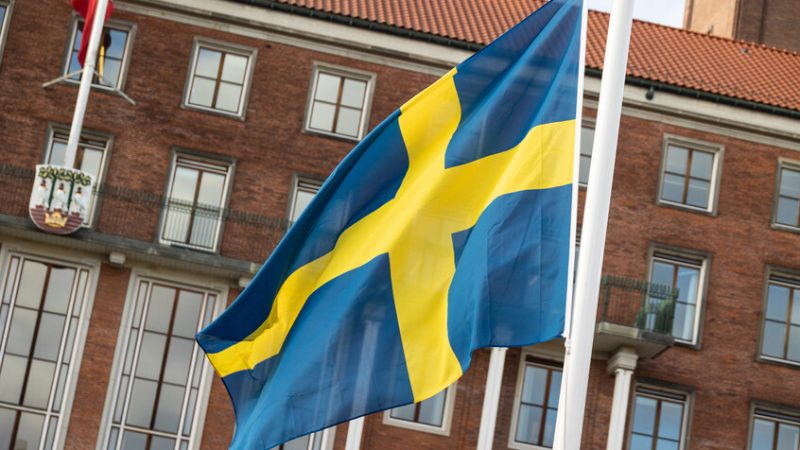 روسيا والسويد وكندا توصي مواطنيها بعدم السفر إلى كوبا