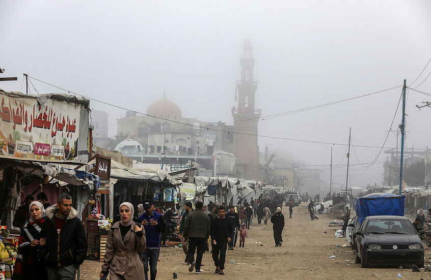 المكتب الإعلامي بغزة يدعو اللجنة الوطنية إلى الحضور عاجلا لتولي مهامها ويؤكد جاهزية تسليم الصلاحيات