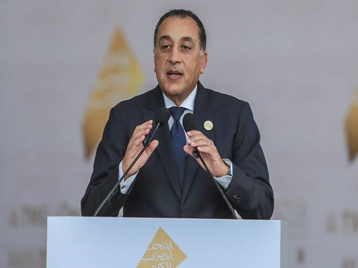 في أول ظهور له.. رئيس وزراء مصر يكشف 8 توجيهات من السيسي للحكومة الجديدة