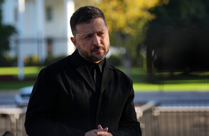 تناقضات زيلينسكي: من “النصر أو الموت” إلى خيار التنازل عن دونيتسك