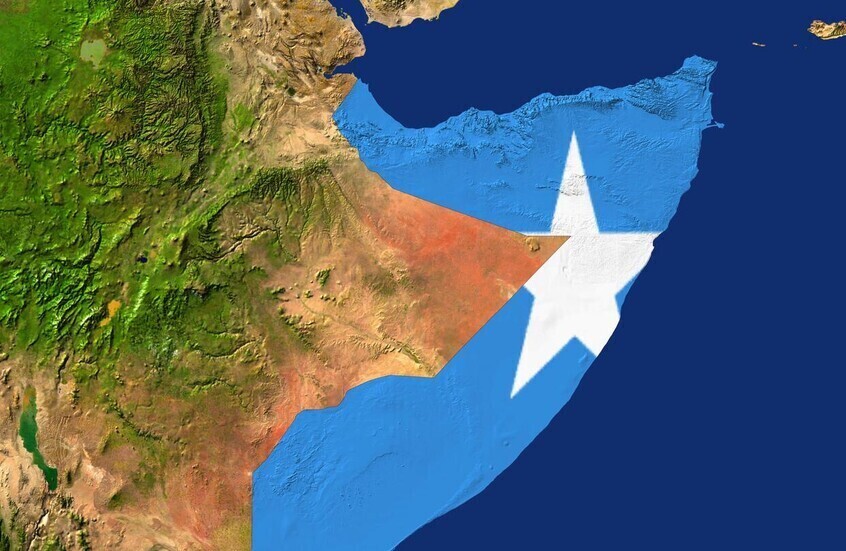 وزير صومالي يتحدث عن طموحات إسرائيلية بالبحر الأحمر وعن سبب تطور العلاقات مع مصر وتركيا