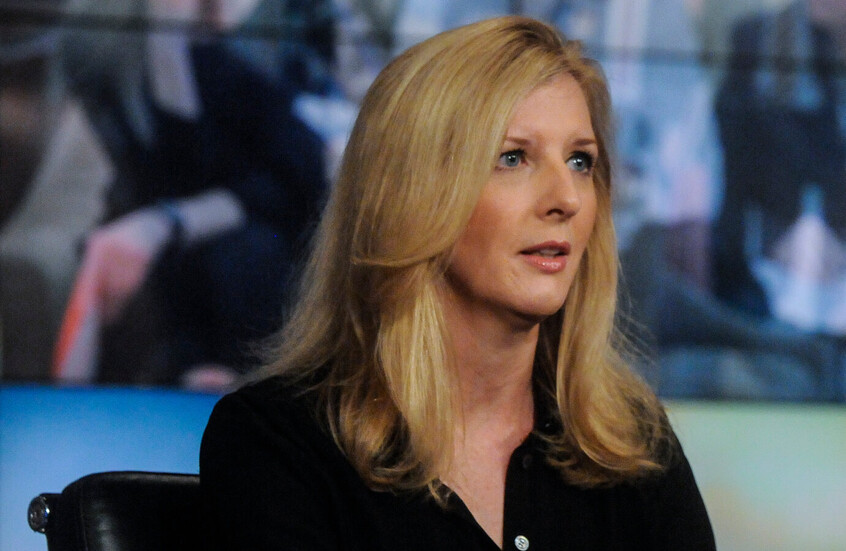 وصفت إبستين بـ”الأخ الأكبر”.. رسائل إلكترونية تطيح بكبيرة محامي “غولدمان ساكس”