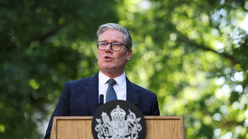 “فايننشال تايمز”: ستارمر يسعى لإطلاق مبادرة دفاعية متعددة الجنسيات