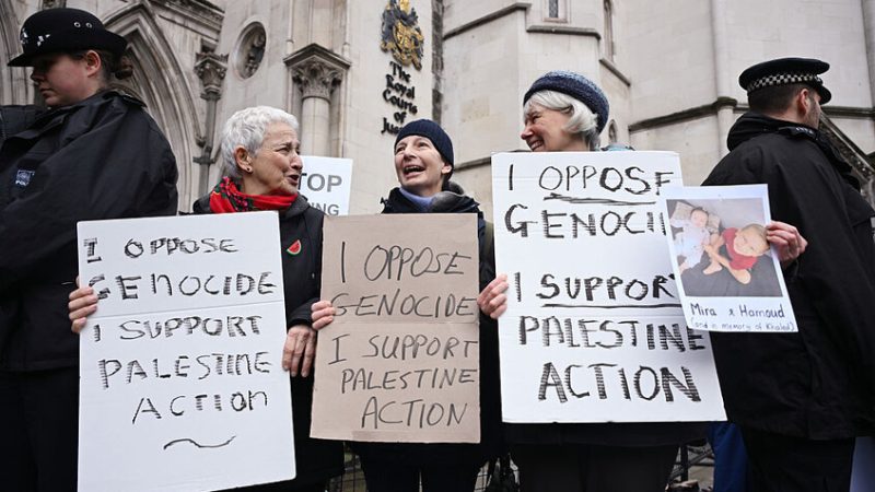 القضاء البريطاني يطعن في حظر “بالستاين أكشن” في المملكة المتحدة