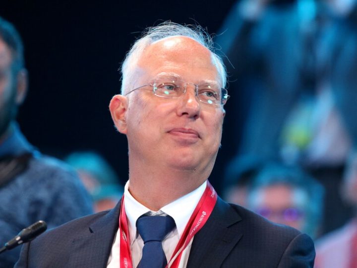 دميترييف يكشف سبب تغيير القادة الأوروبيين نهجهم لحل النزاع الأوكراني