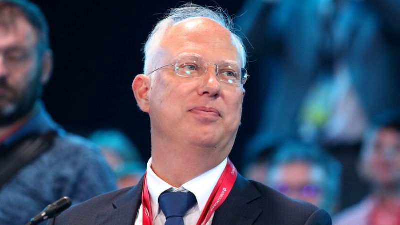 دميترييف يكشف سبب تغيير القادة الأوروبيين نهجهم لحل النزاع الأوكراني