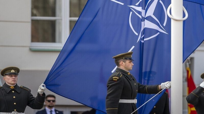 واشنطن تجدد رفضها تحمّل أعباء “الناتو” بمفردها