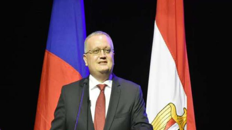 السفير الروسي يودع المصريين برسالة مؤثرة