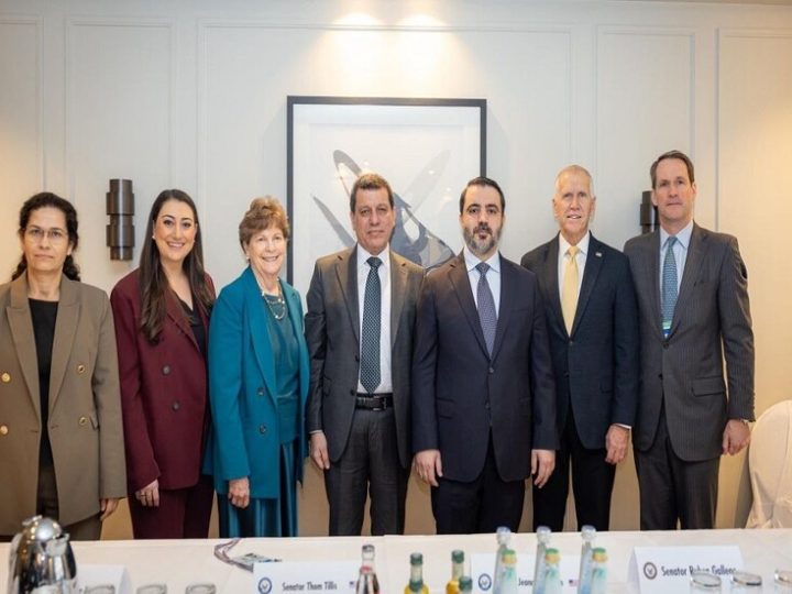 الوفد السوري يجتمع مع أعضاء في الكونغرس الأمريكي على هامش مؤتمر ميونخ (فيديو+صور)