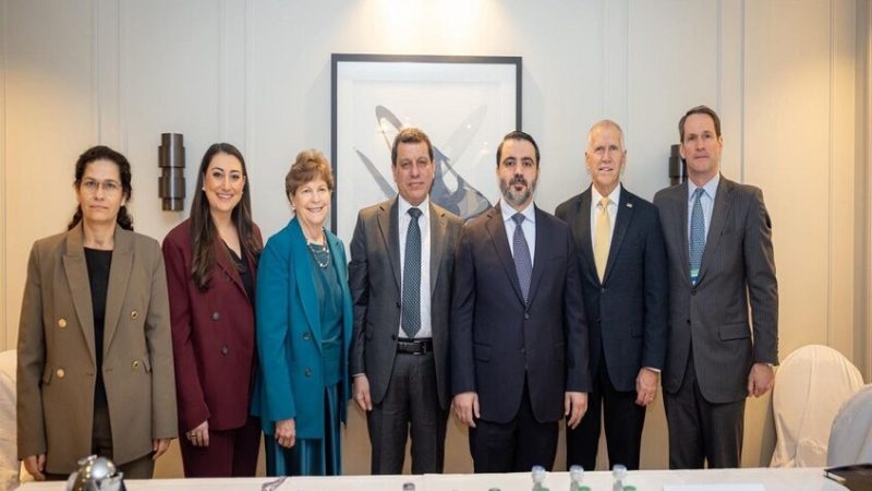 الوفد السوري يجتمع مع أعضاء في الكونغرس الأمريكي على هامش مؤتمر ميونخ (فيديو+صور)