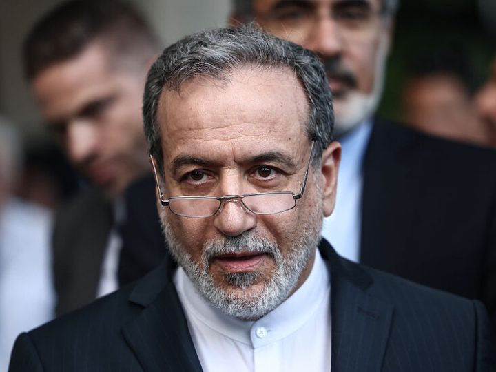 عراقجي يصف مؤتمر ميونخ بـ “السيرك”.. أوروبا فقدت ثقلها وأصدقاؤنا الإقليميون بديل عن الترويكا العاجزة