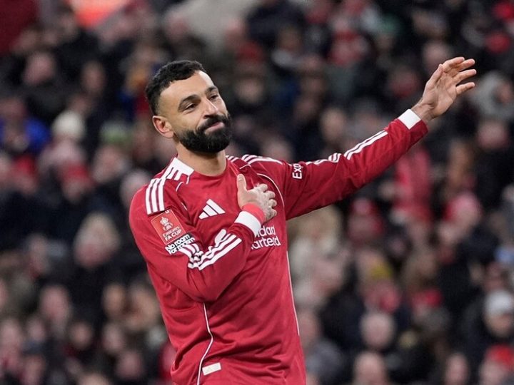 محمد صلاح كابوس “طيور النورس” برايتون (فيديو)