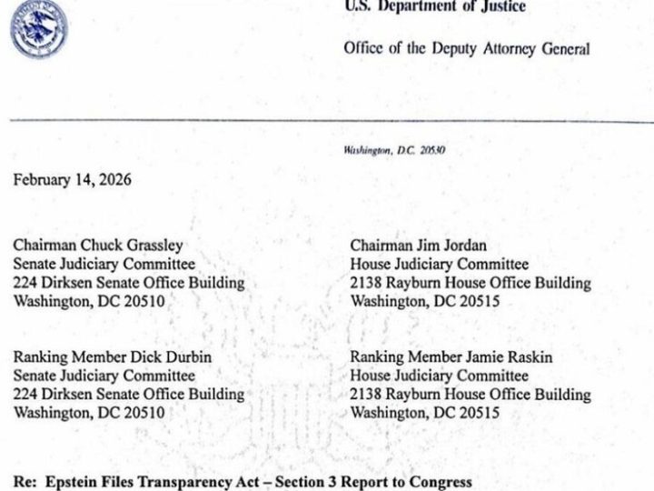 وزارة العدل الأمريكية تكشف مبرراتها لتعديل وثائق قضية إبستين: الحماية لا الإخفاء