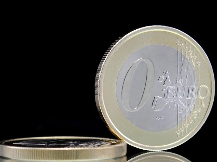 كالاس: أكثر من 40% من الكنديين يرغبون في الانضمام إلى الاتحاد الأوروبي