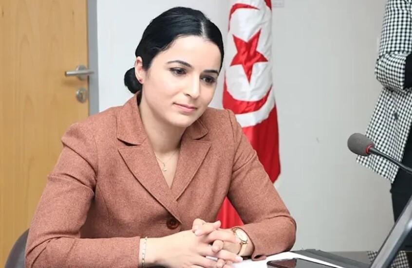 تونس.. إيقاف الناشطة التونسية ألفة الحامدي في مطار قرطاج