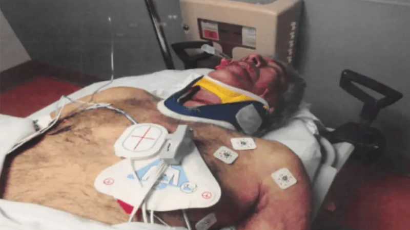 موقع إسرائيلي حول وفاة إبستين: نظريات القتل تتجدد رغم الرواية الرسمية القائلة بالانتحار