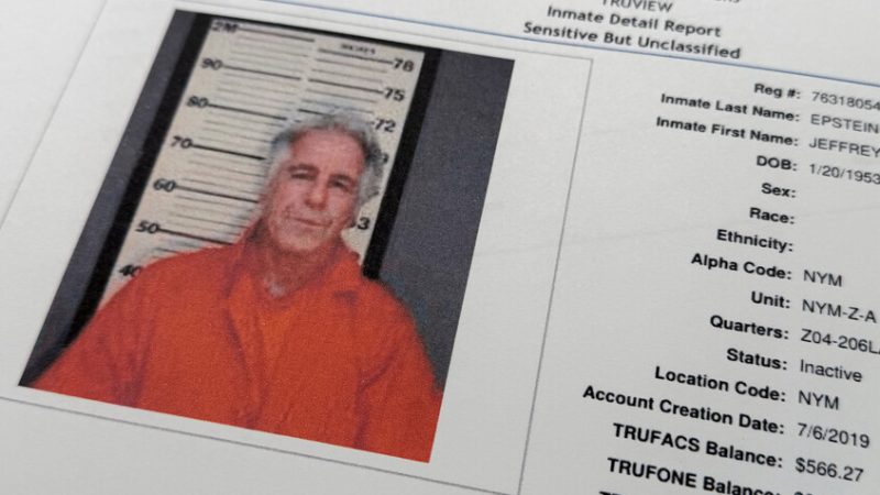 وزارة العدل الأميركية تنشر قائمة تضم 300 شخصية جديدة وردت في “ملفات إبستين” بينها أسماء ثقيلة