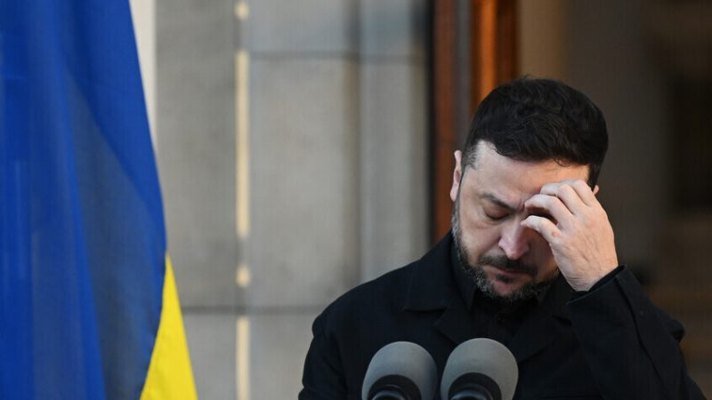 الخارجية الروسية: التعبئة القسرية في أوكرانيا لن تبقي إلا على زيلينسكي وأصدقائه