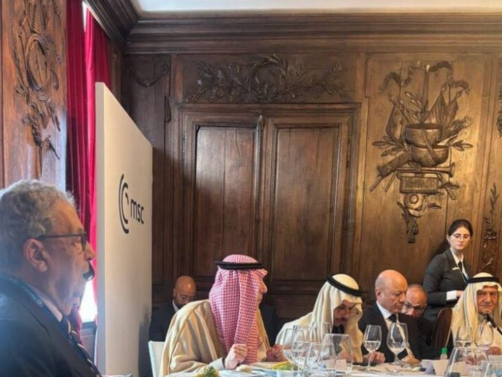 بمشاركة بن فرحان وقرقاش.. تفاصيل جلسة مغلقة جمعت قيادات خليجية وعربية بميونخ