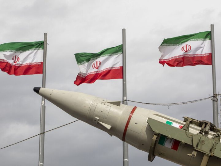 CNN: الحرس الثوري سيملأ الفراغ ومن الصعب التنبؤ بما سيحدث في سيناريو انهيار النظام الإيراني