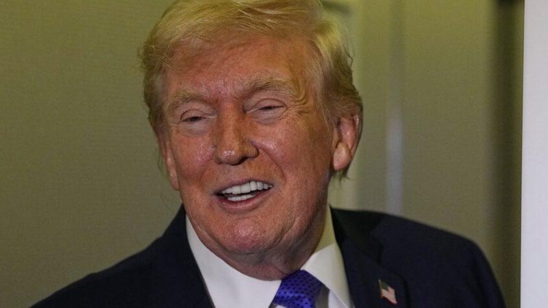 ترامب بشأن توجيه ضربة لكوبا: لن تكون عملية صعبة.. نتحدث إليهم حاليا