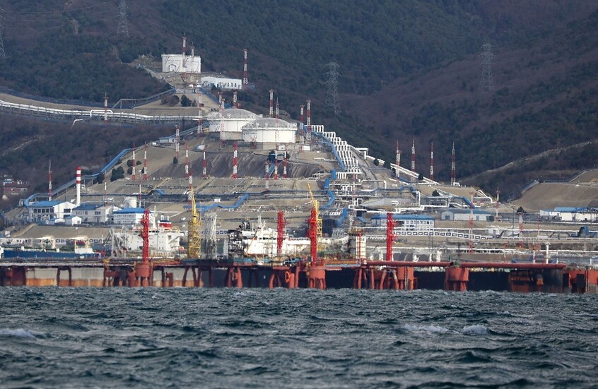 التخلي عن النفط الروسي كبد الاتحاد الأوروبي 282.6 مليار يورو