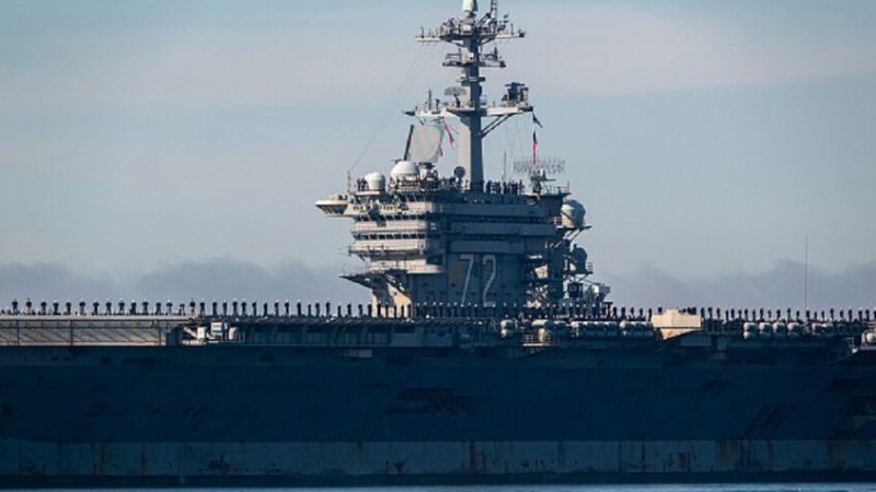 أخطر تهديد.. خامنئي يتوعد بإغراق حاملات طائرات واشنطن