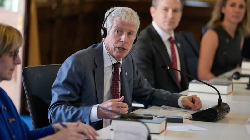 وزير الطاقة الأمريكي: نهتم بموارد الطاقة في رومانيا وأوكرانيا وبلغاريا