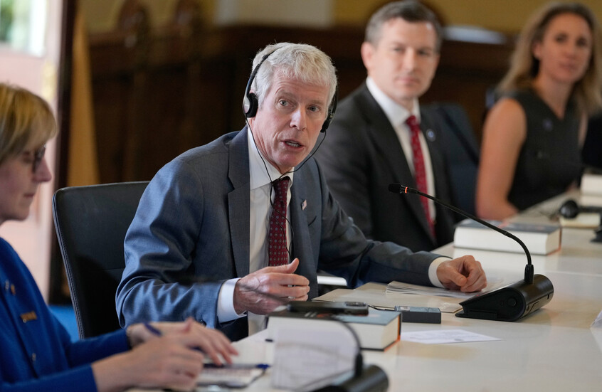 وزير الطاقة الأمريكي: نهتم بموارد الطاقة في رومانيا وأوكرانيا وبلغاريا