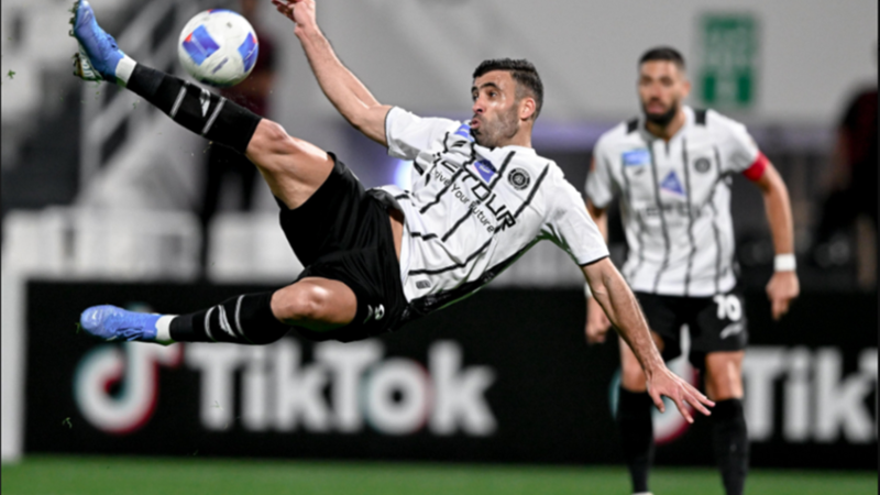 حمد الله يسجل “دبل هاتريك” ليقود الشباب السعودي لاكتساح حضرموت اليمني بنتيجة عريضة