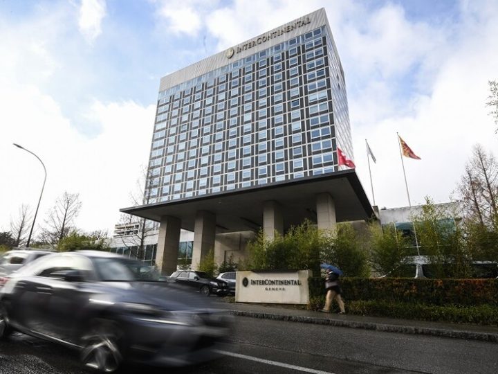 سويسرا: العقوبات لن تعرقل تحركات المشاركين الروس في مفاوضات أوكرانيا