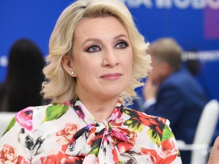 زاخاروفا تدرج تصريح ماكرون عن حرية التعبير ضمن “التصريحات الصادمة”