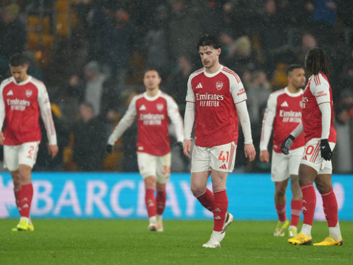 أرسنال يتعثر أمام متذيل الدوري الإنجليزي ويمنح مانشستر سيتي فرصة الاقتراب من الصدارة