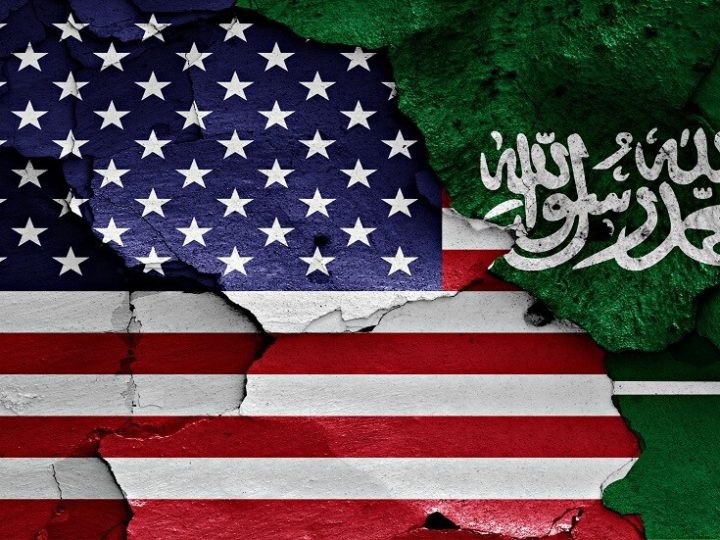 عشية زيارته للرياض.. ليندسي غراهام يهاجم السعودية بسبب الإمارات ورفضها اتفاقيات التطبيع مع إسرائيل