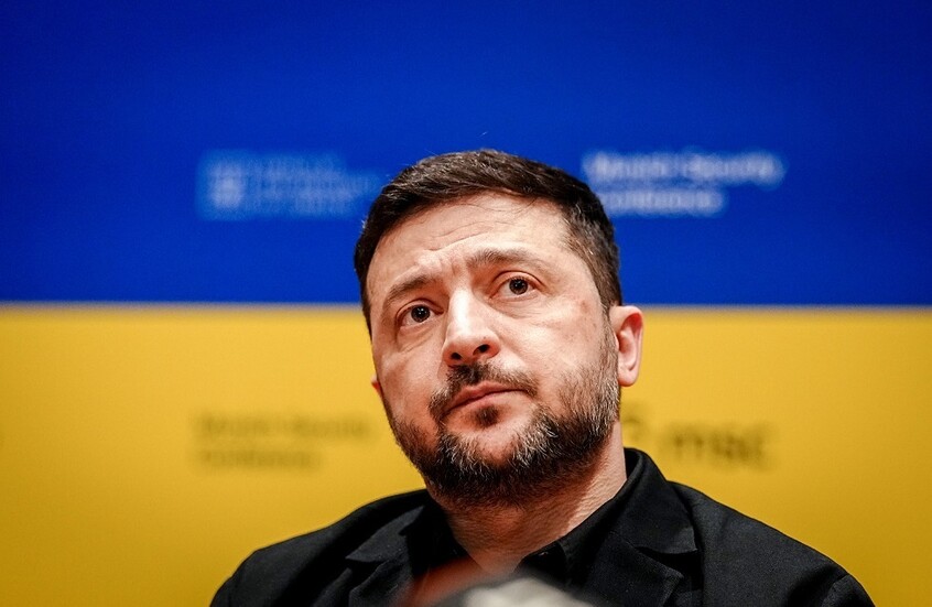 “نوفوستي”: زيلينسكي وعد تيخانوفسكايا بمساعدة المعارضة البيلاروسية